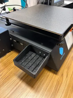 Build plate cleaner Holder