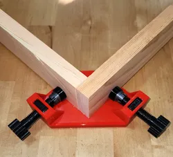 Corner Clamp