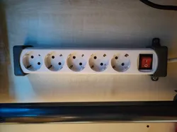 Multi Plug Socket Mount