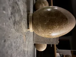 Absolutely minimal (Deco-) egg-stand