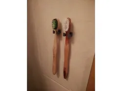 Simple Toothbrush Holders