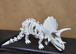 Articulated dinosaur skeleton 2