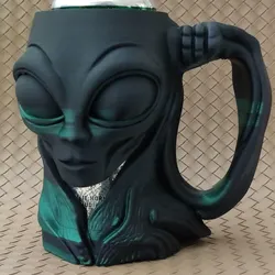 Can Holder Alien