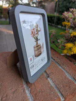PHOTO FRAME