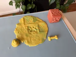 Play-doh cube - dog motiv