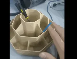 Rotating pen holder
