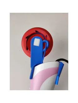 A clip for 3D-pen with a guide to avoid tangling
