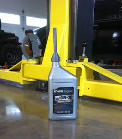 Quart Oil Can Screw On Funnel