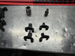 3/8 in and 1/4 in Rail Socket Clips