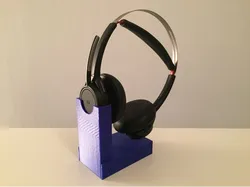 Plantronics Voyager Focus headset charging stand