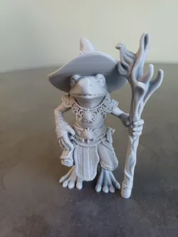 Frog Wizard Figurine – Fantasy Sorcerer