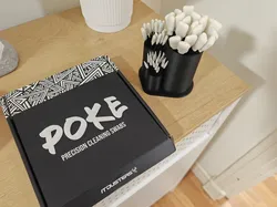 POKE precision cleaning swabs container