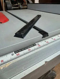 SawStop JobSite Saw Pro Miter Runner