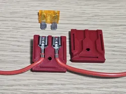 Short inline automotive blade fuse holder