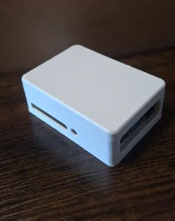 Simple Raspberry Pi 4 Case
