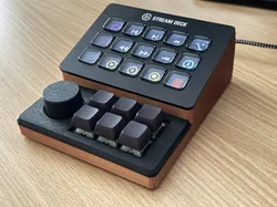 Combined StreamDeck + MacroPad Controller