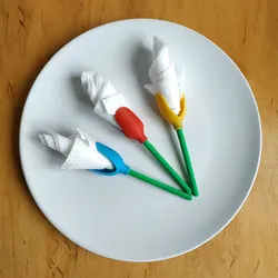 Tulip-shaped napkin holder