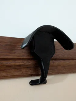 Picture Rail Hat Holder