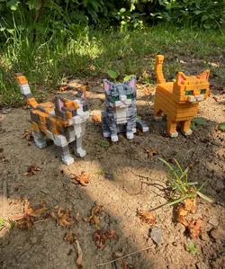 Pixel cats, low poly 3pcs