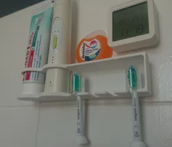 Toothbrush holder