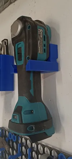 Wall mount for Makita DTM52 multitool