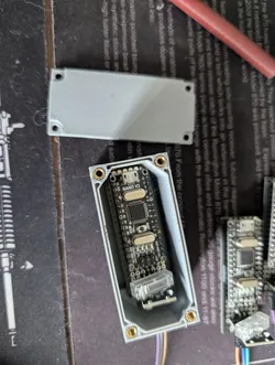 Rugged Arduino Nano Case (Threaded Inserts & Screws) / Boîtier pour Arduino Nano (vis et insert)