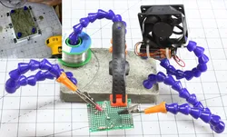 Concrete mold for solder helping hands/solder squid