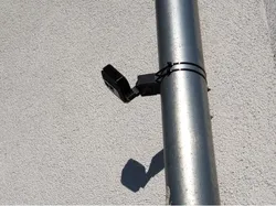 Blink XT Regenfallrohr Montageplatte