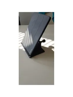 Tablet / cell phone stand
