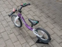 Woom 1 Balance Bike Stand (12 Inch)