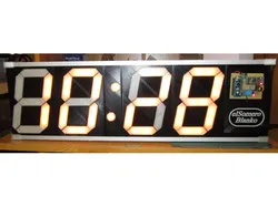 Digital-Uhr (mit Scoreboard / Luftfeuchte und Temperatur)