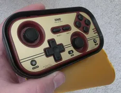 IINE Retro Pocket Controller Travel Case