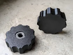 M8 wing nut grip
