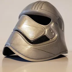 Captain Phasma (wearable helmet)