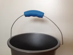 Ergonomic Bucket Handle