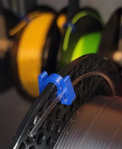 Simple Universal Filament Clip V3