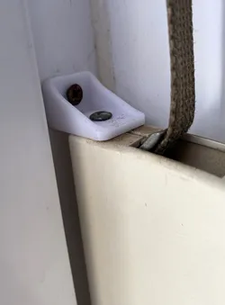 Belt winder wall mount | Wandbefestigung für Aufputz Gurtwickler