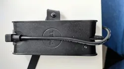 Dell notebook power adapter strap pin / Kolík napájecího adaptéru notebooku Dell