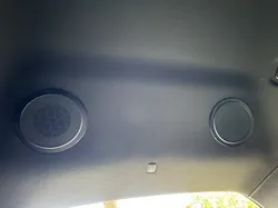 Volvo V60 roof speakergrille adapter for idiots