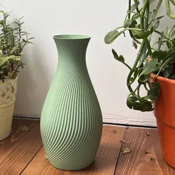 Helixa – Modern Spiral Vase (3D Printable 3MF)