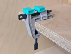 Table vise - 100% printable - no support - optimized orientation