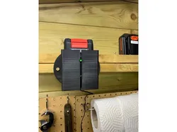 Ozito Power Xchange 18v Battery & Charger Wall Mount