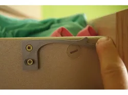 Improved drawer child lock