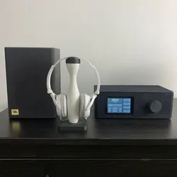 Headphone stand