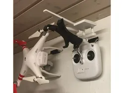 Phantom wall bracket