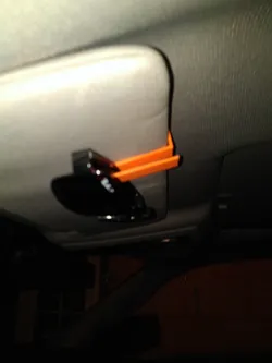 porte lunette a clipser sur parsoleil