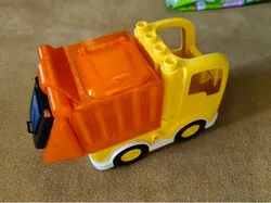 Lego DUPLO garbage truck payload