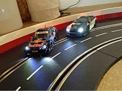 Carrera track safety zone / Sicherheitszone mit Bande