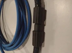 Pressure washer hose coupler