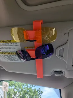Clip-On Sunglasses Holder for Car Visor (Subaru)